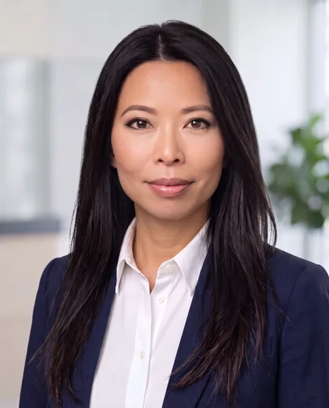 Portrait of Gloria Yung, Co-Founder of Mercer & Wren